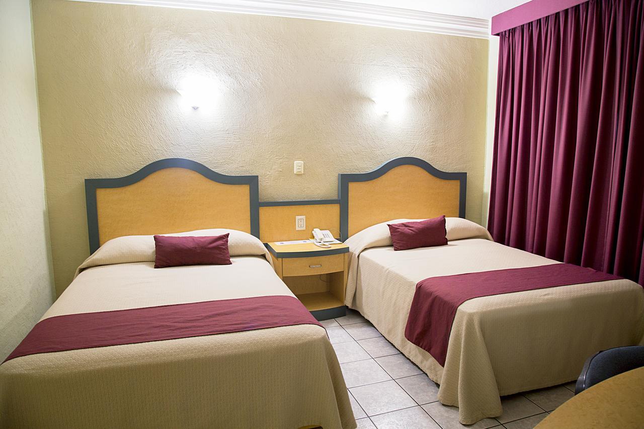 Hotel Madrid Minatitlán Εξωτερικό φωτογραφία