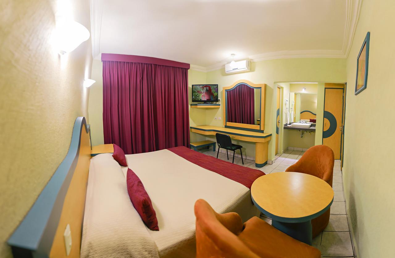 Hotel Madrid Minatitlán Εξωτερικό φωτογραφία